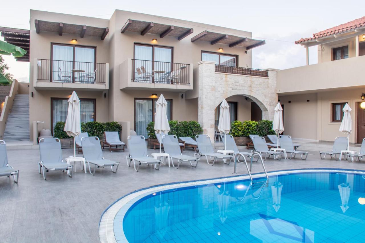 Lazaros Hotel Resort 蒂锡利维 外观 照片