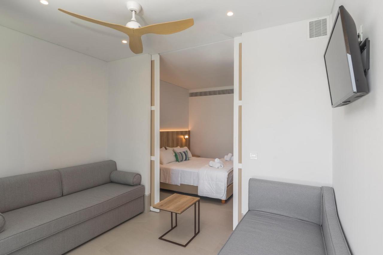Lazaros Hotel Resort 蒂锡利维 外观 照片